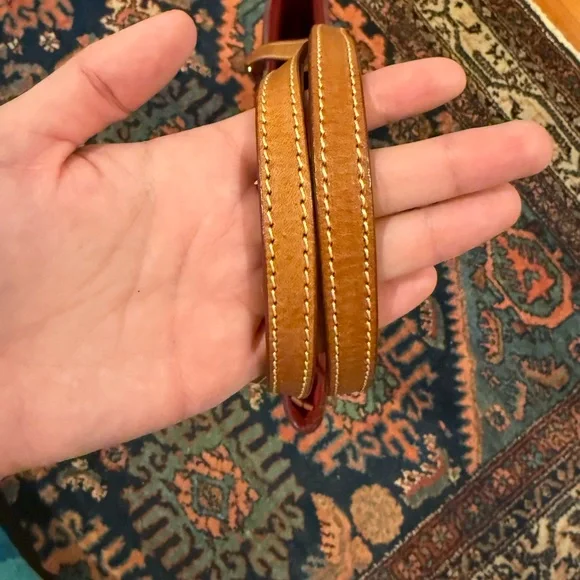 Dooney & Bourke tote - Picture 8 of 9